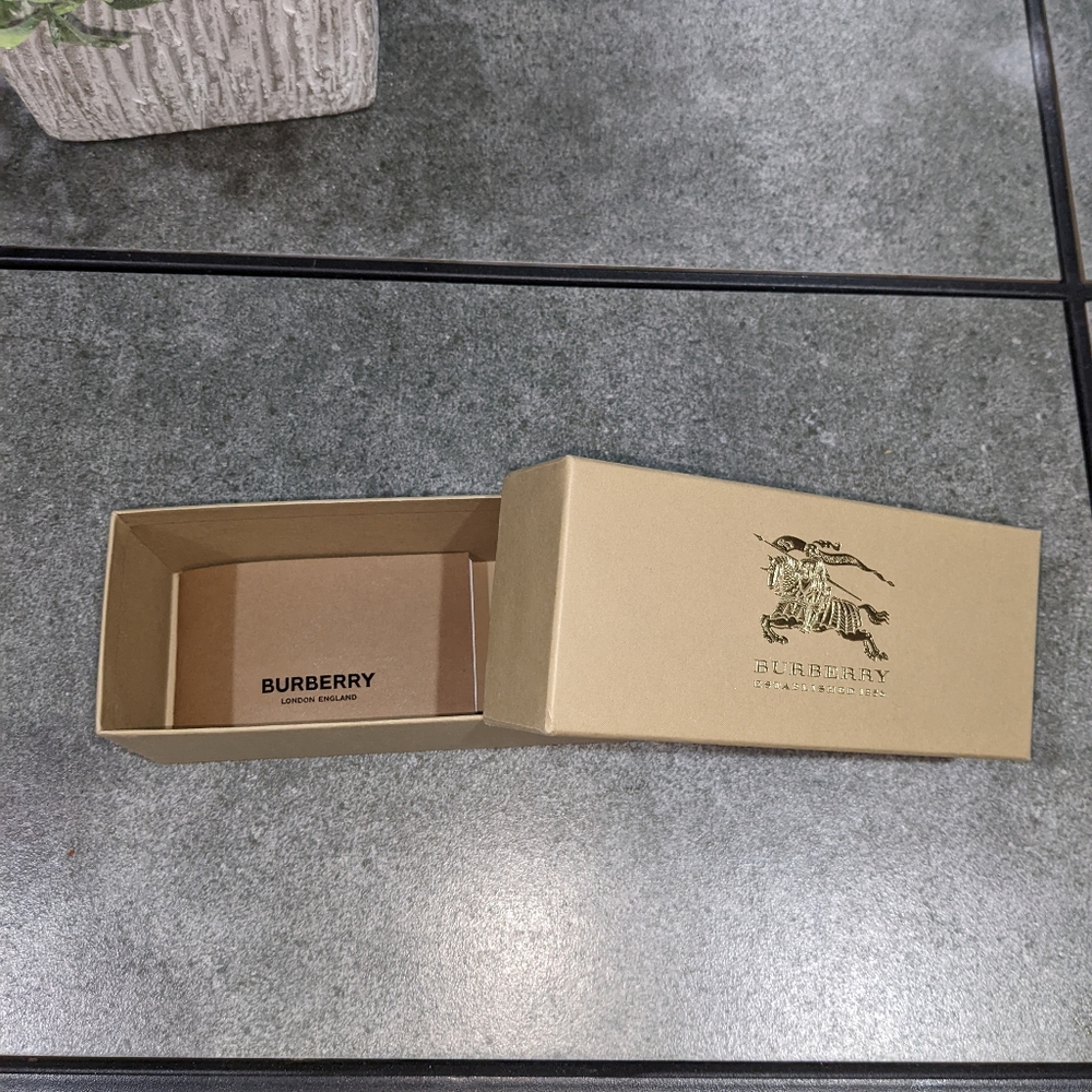 Burberry Box